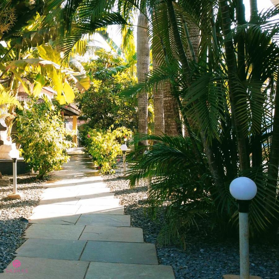 Sashas Village 4*