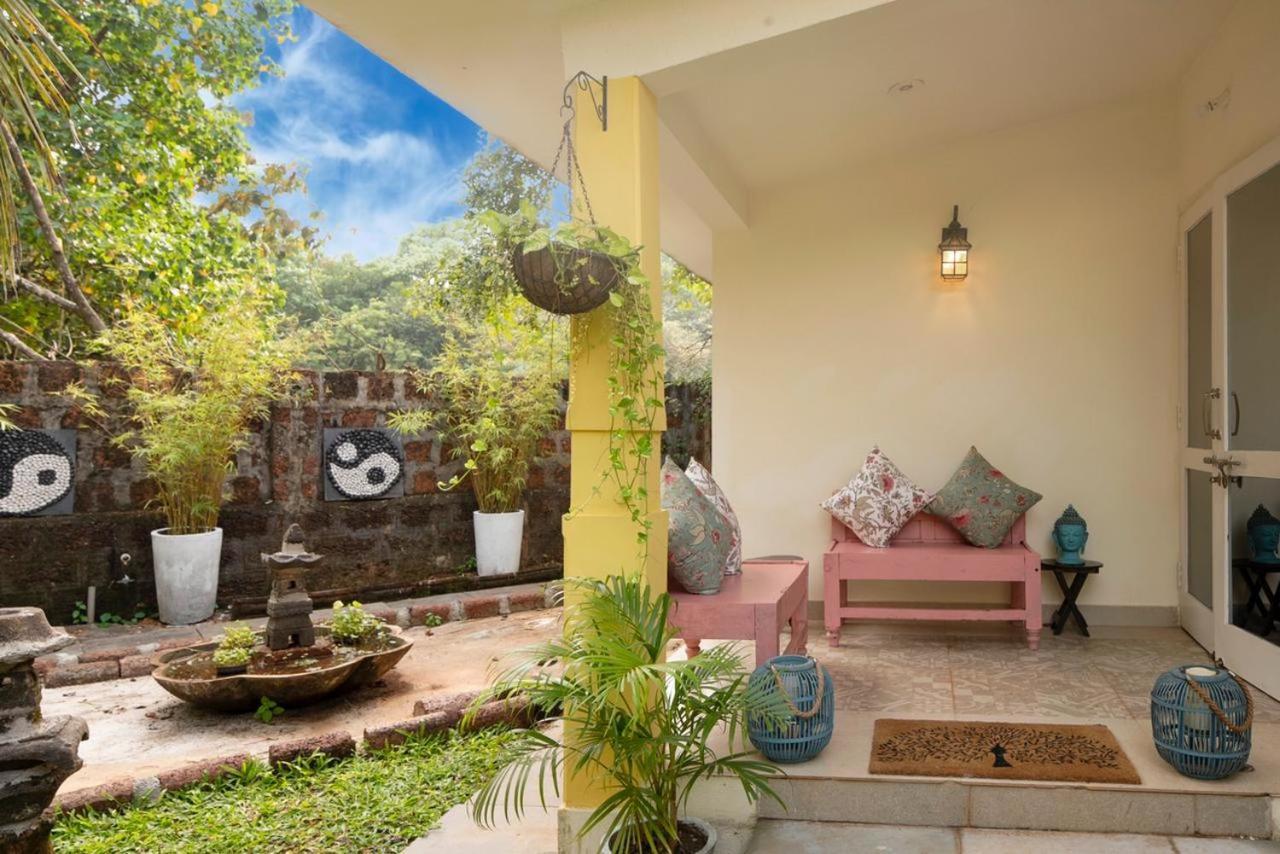 Resort Sashas Village Vagator